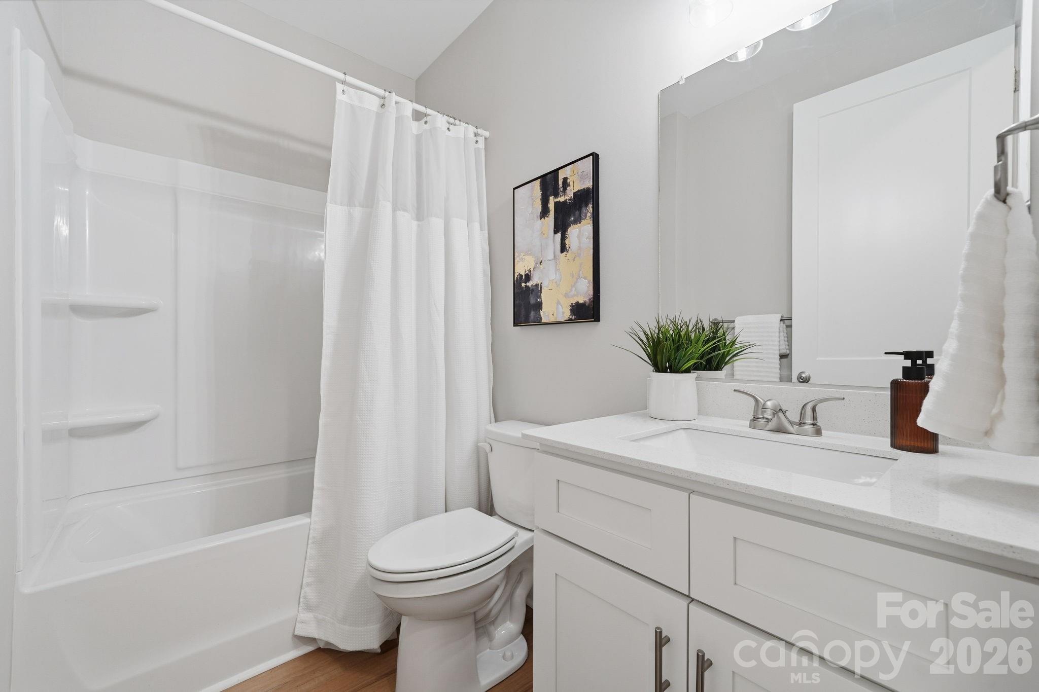 325 Mainsail Road Unit: 5