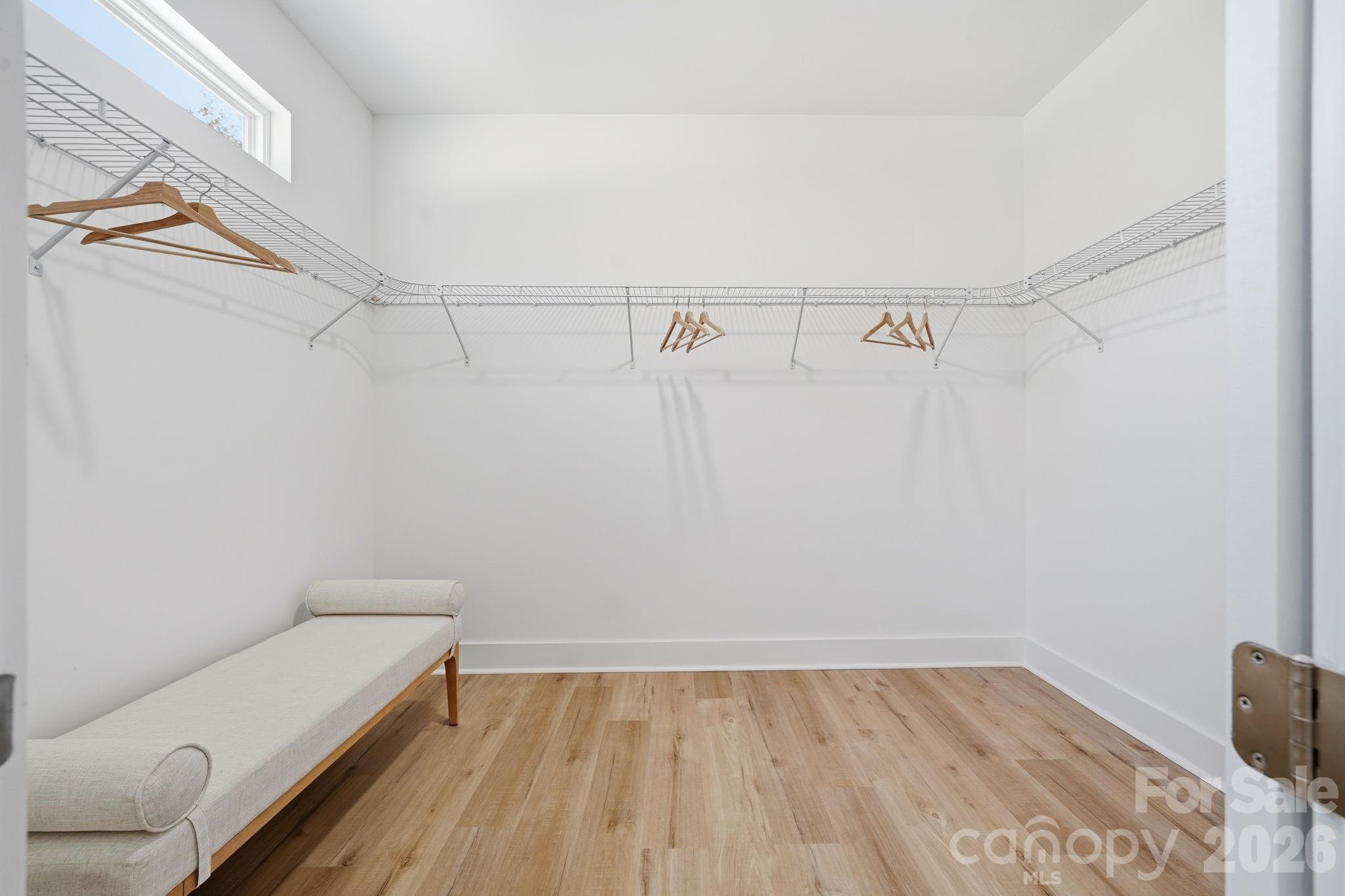 325 Mainsail Road Unit: 5