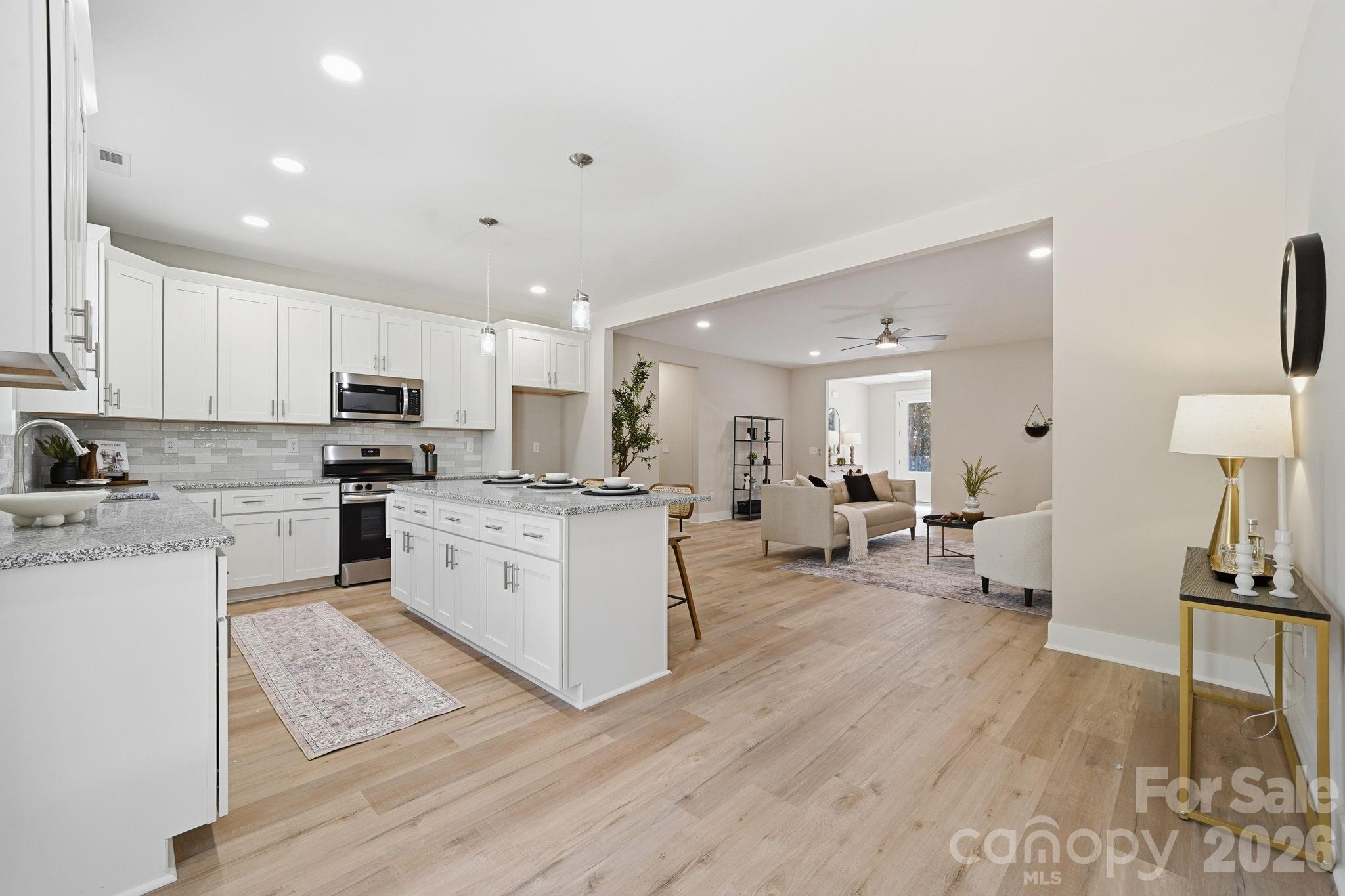 325 Mainsail Road Unit: 5