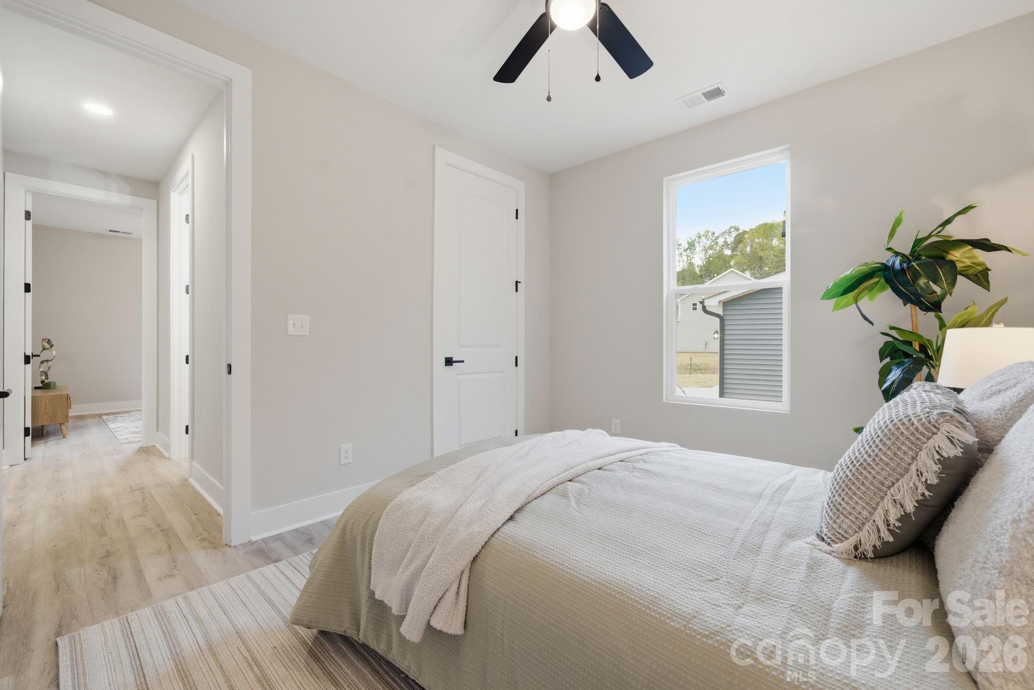 325 Mainsail Road Unit: 5