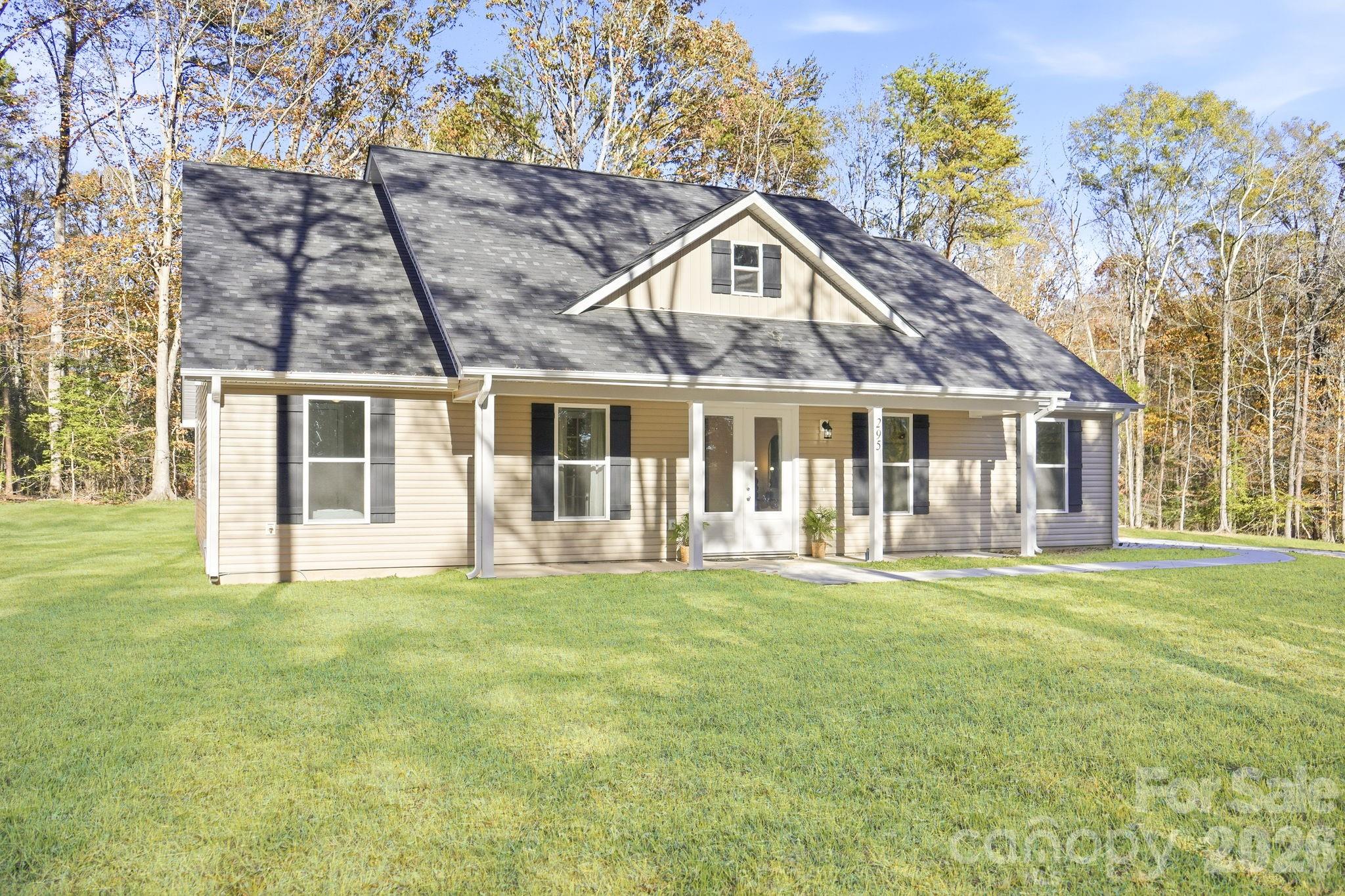 325 Mainsail Road Unit: 5