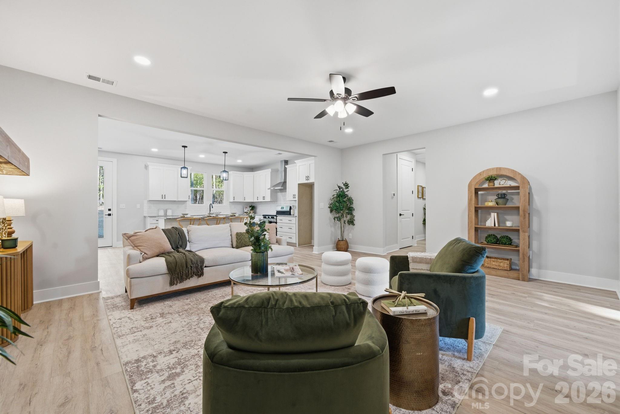 325 Mainsail Road Unit: 5