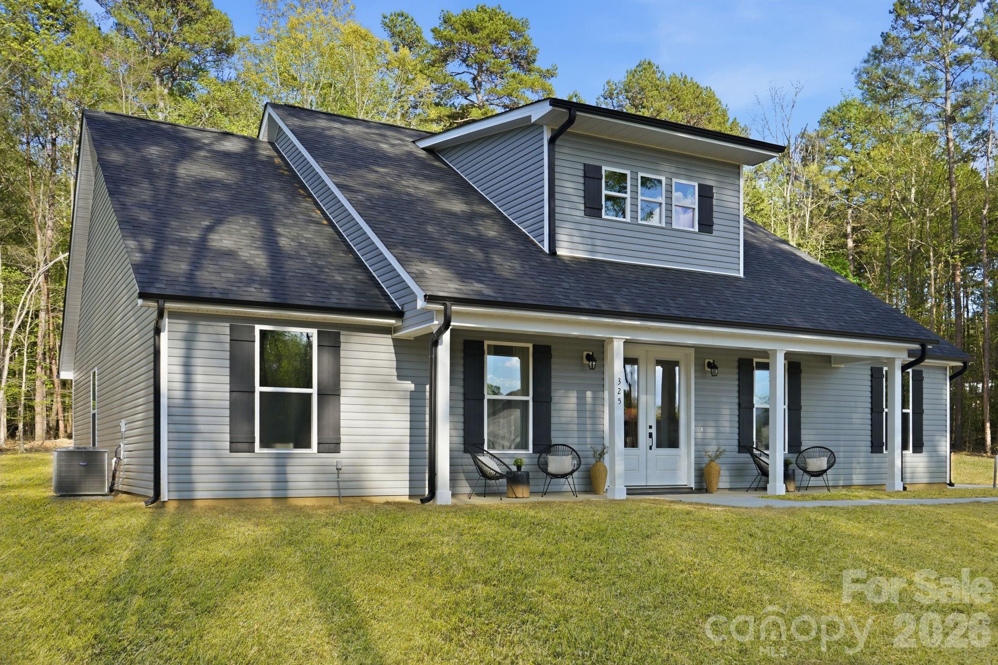 325 Mainsail Road Unit: 5