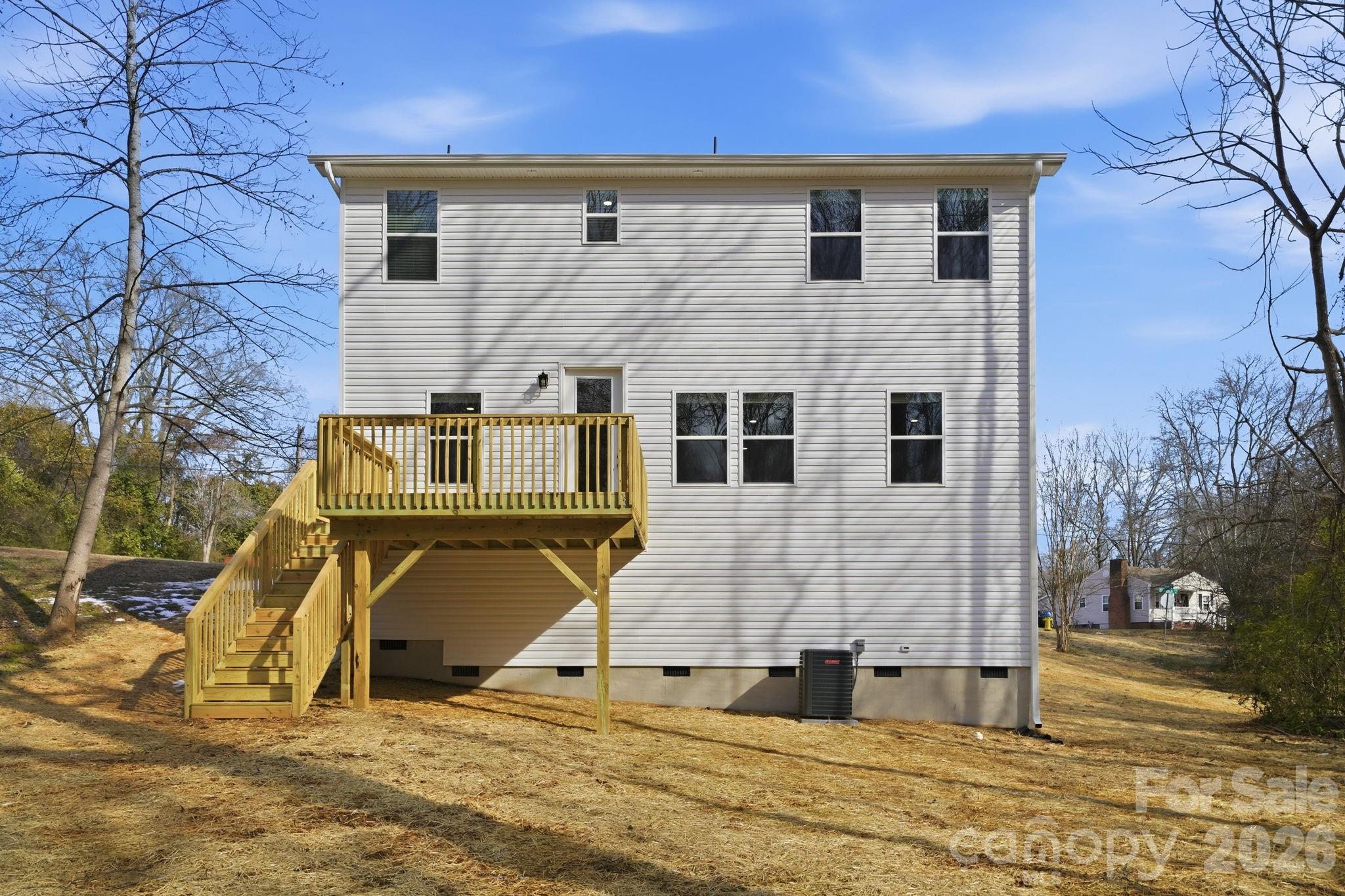 161 Shamrock Street NE
