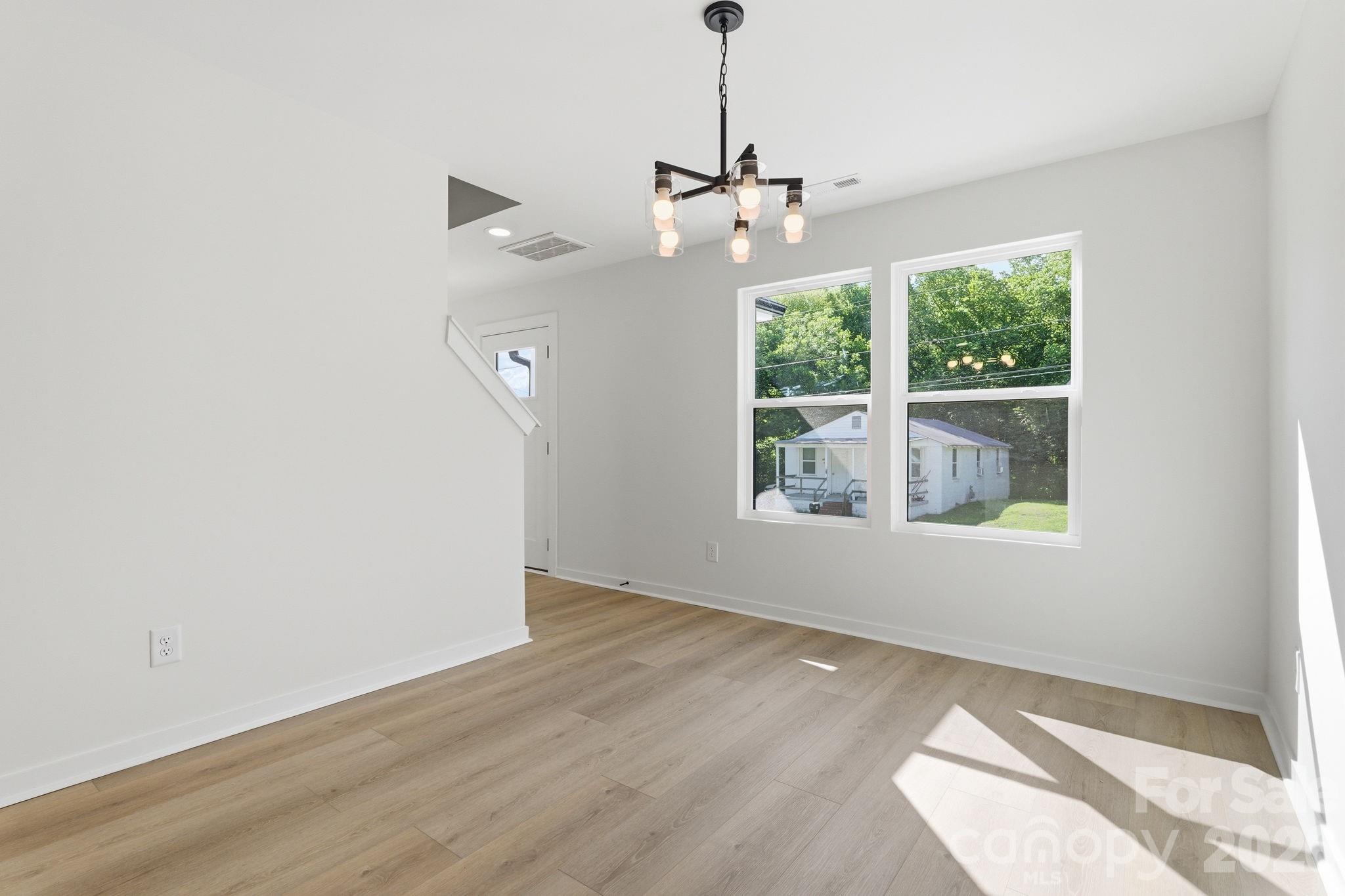 53 Young Avenue SW