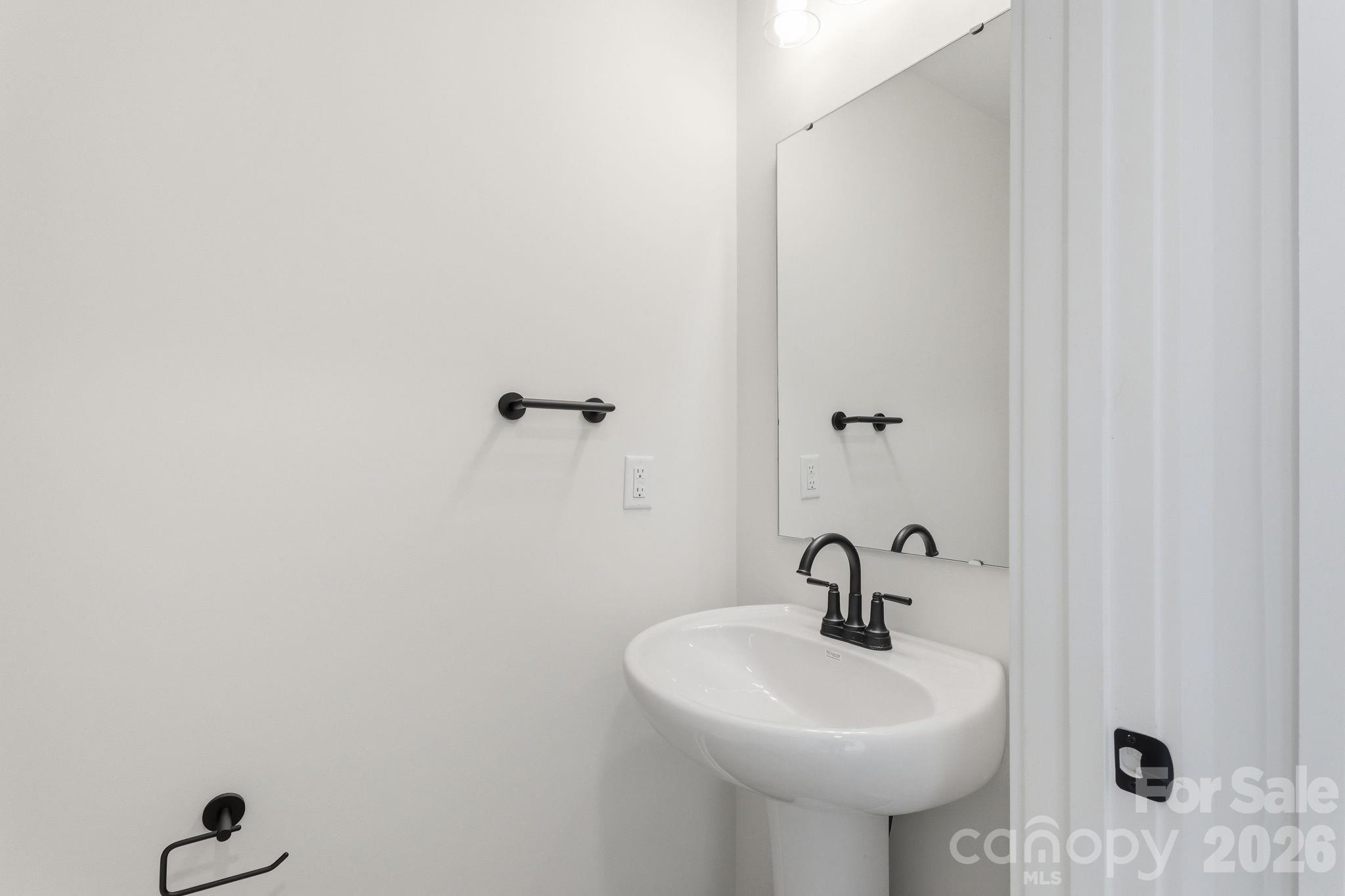 53 Young Avenue SW