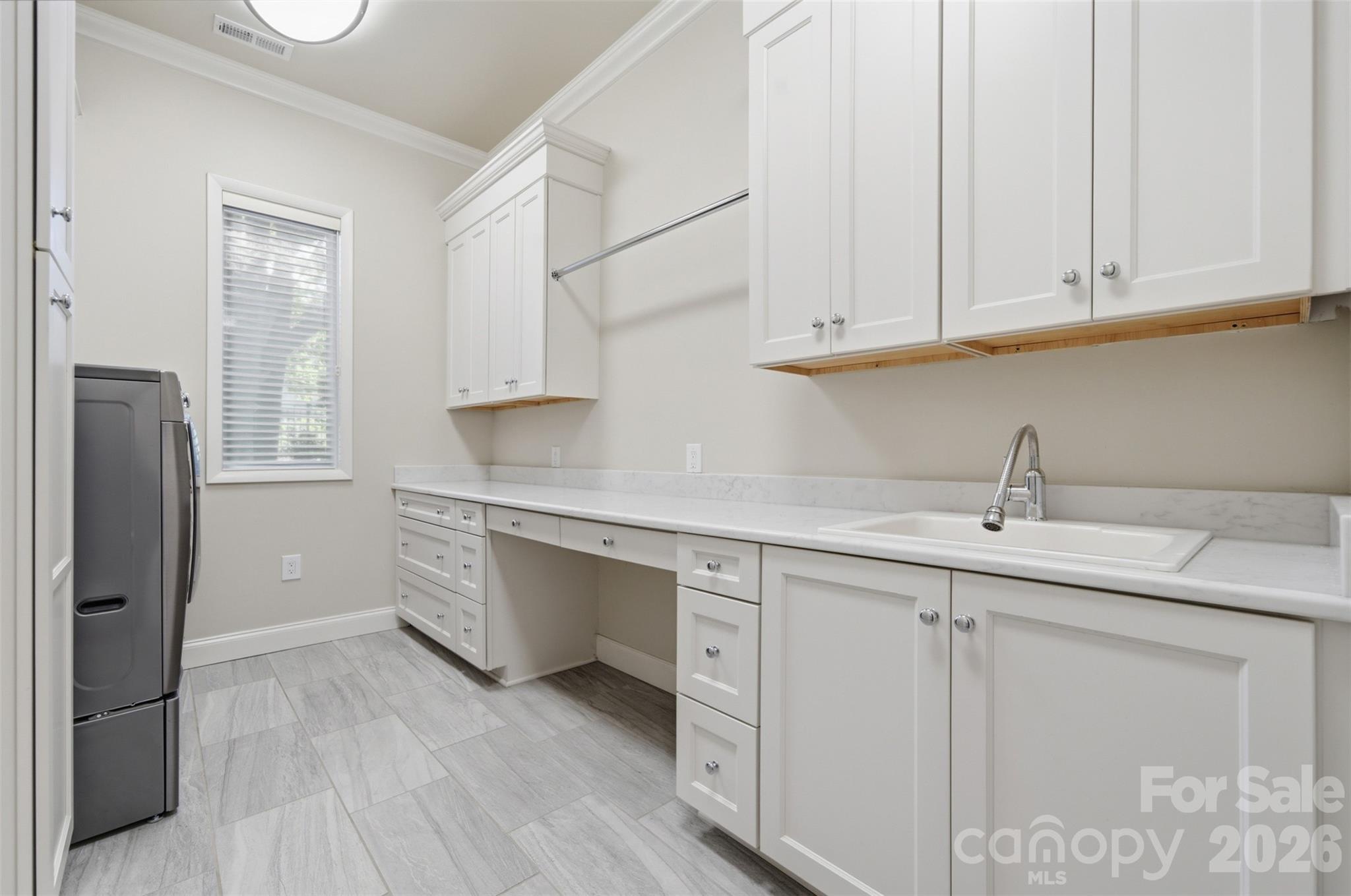 1206 Delaney Drive