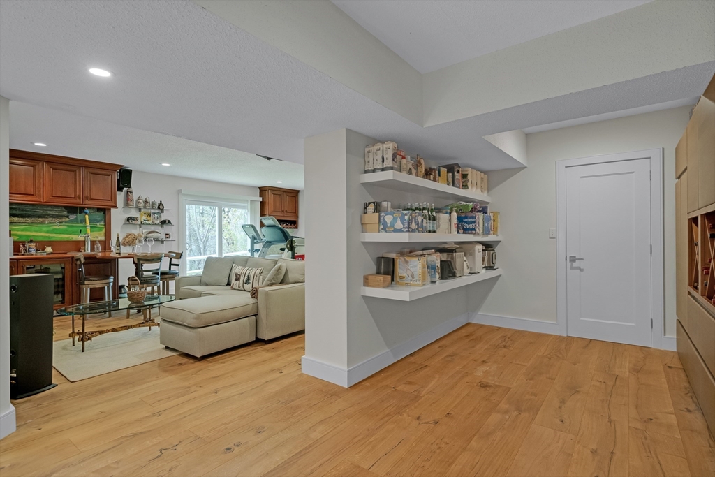 337 Bishops Forest Dr # 337