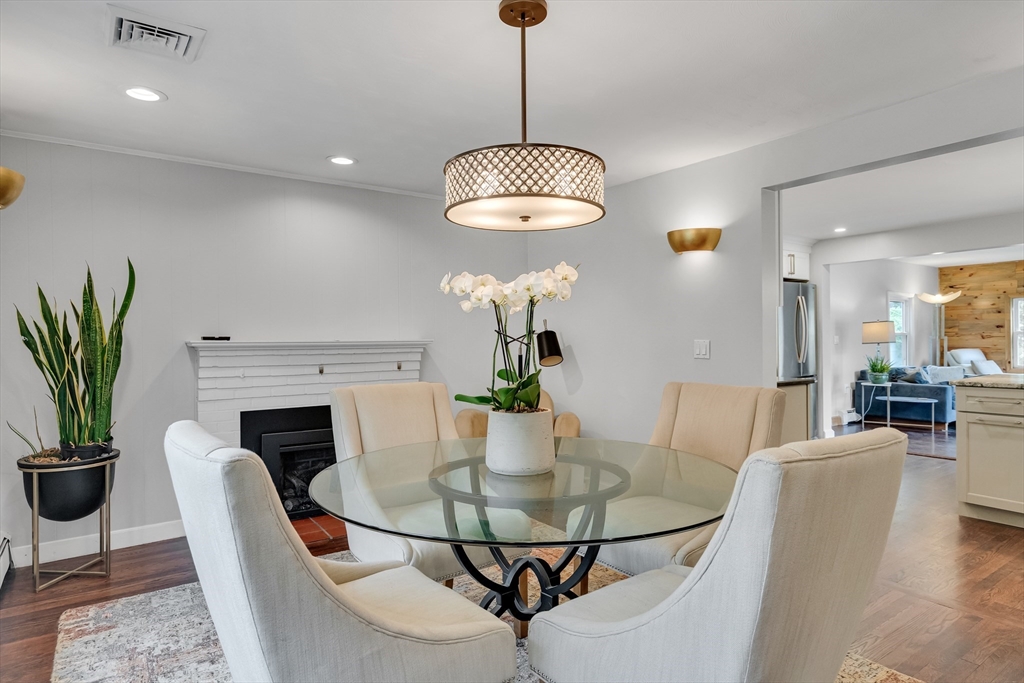 20 Chandler Rd