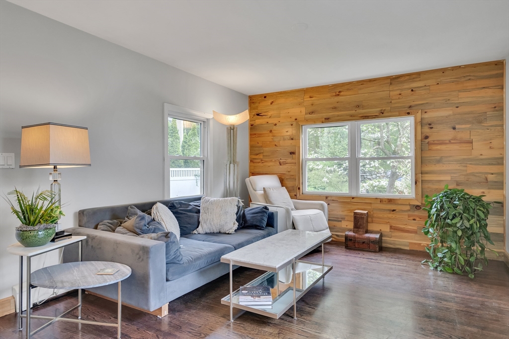 20 Chandler Rd