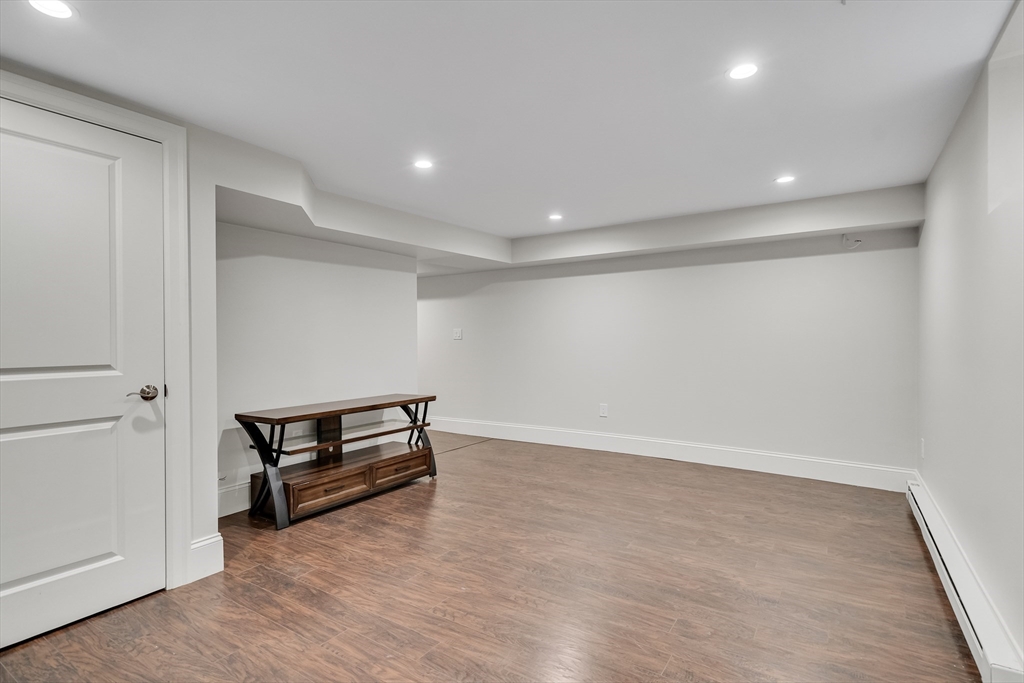 1475 Canton Ave