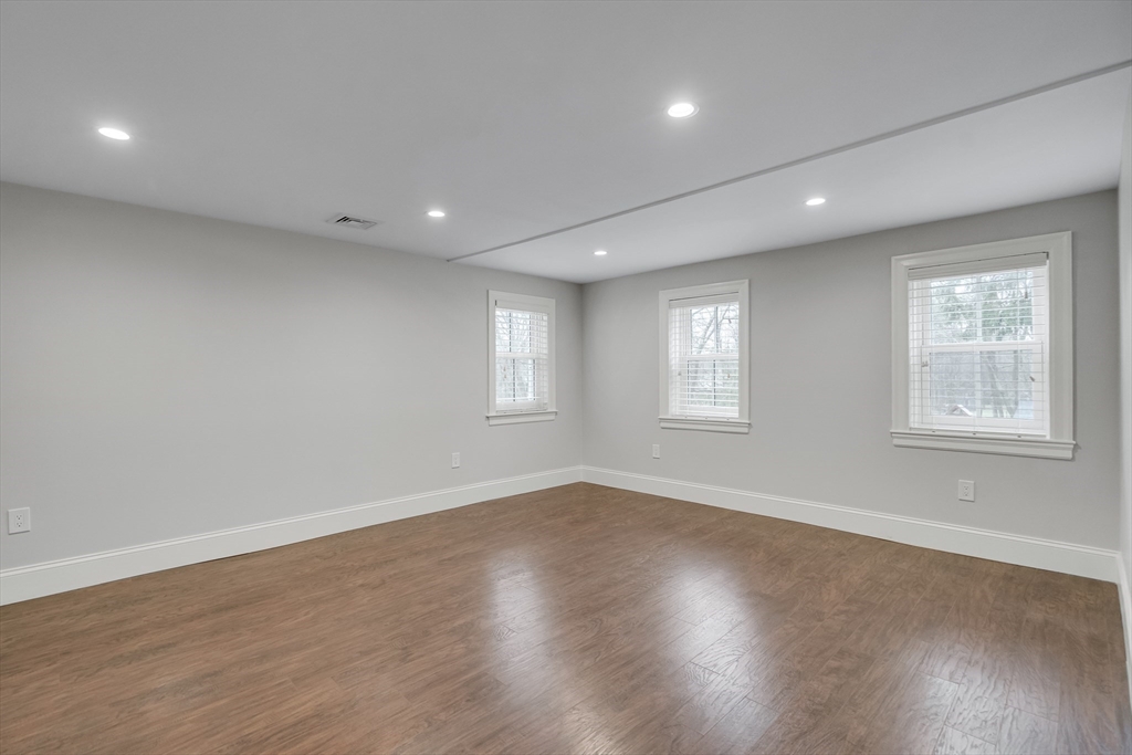 1475 Canton Ave