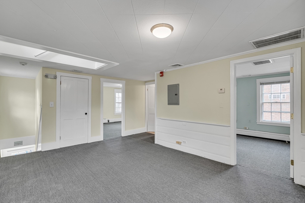 14-A Muzzey St Unit: 14 Upstair