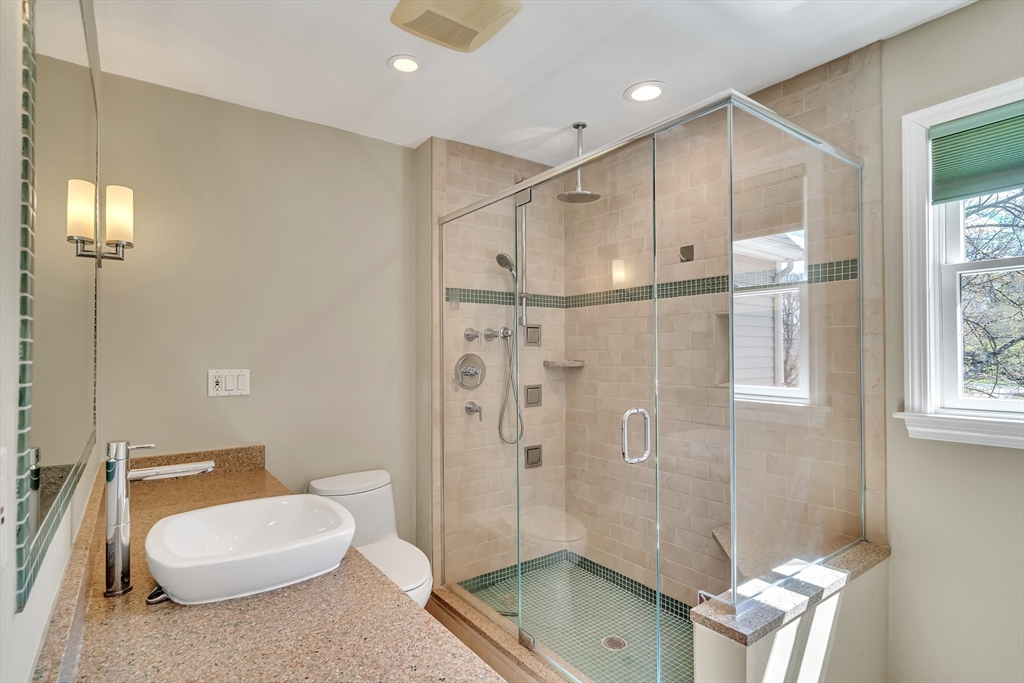 32 Bishops Forest Dr # 32
