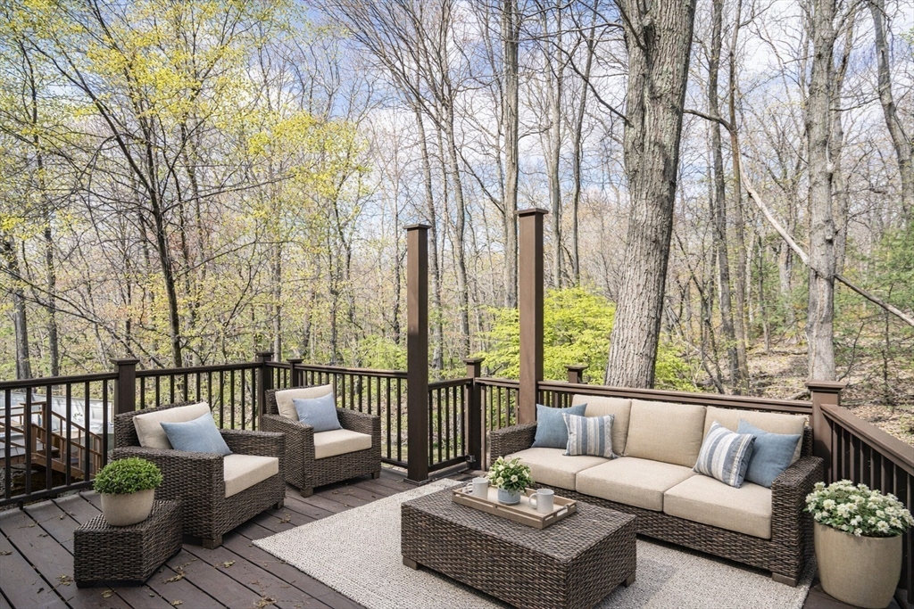32 Bishops Forest Dr # 32