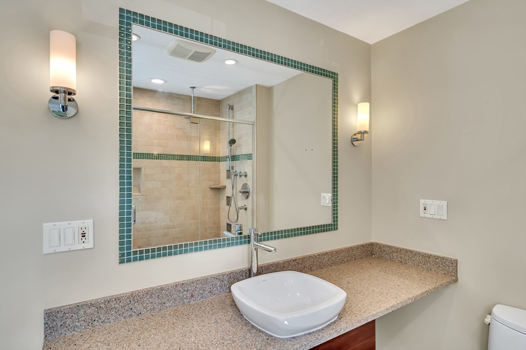 32 Bishops Forest Dr # 32