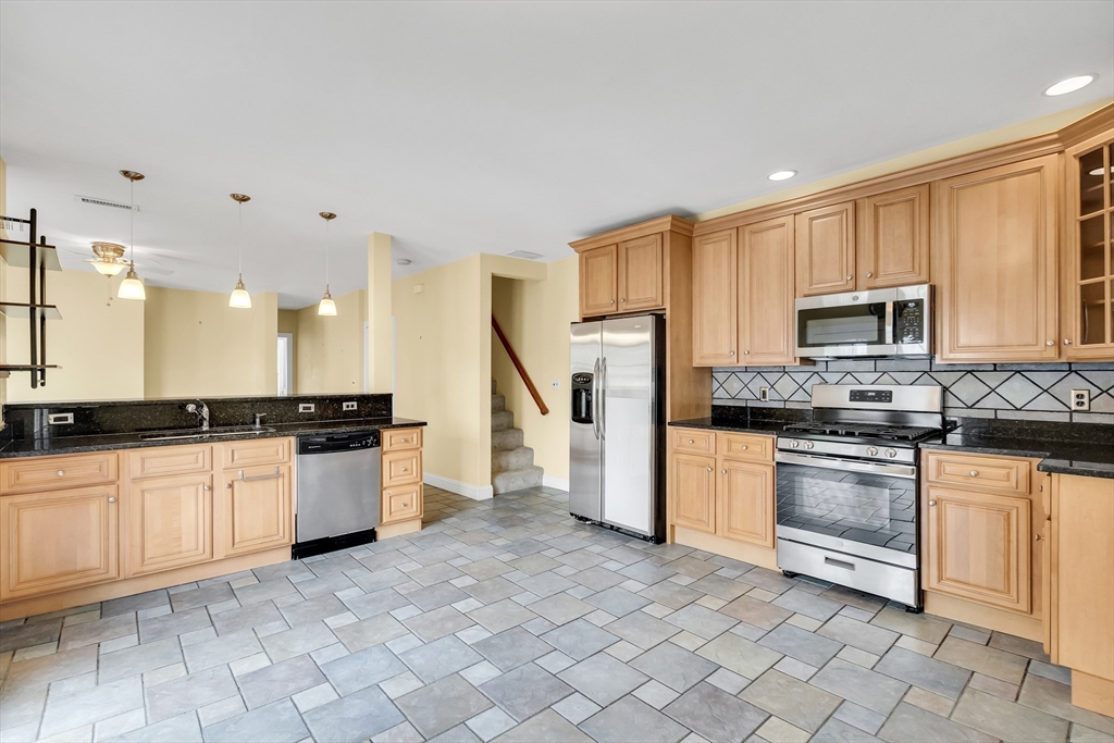 86 Brown St # 4