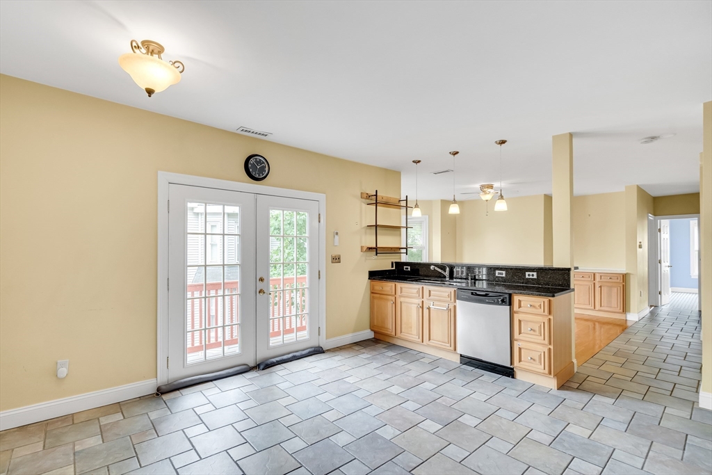 86 Brown St # 4