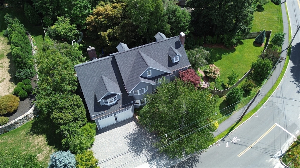 55-B Hancock St