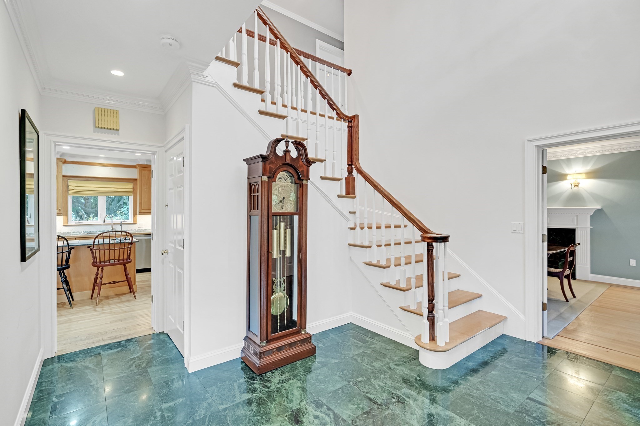 55-B Hancock St