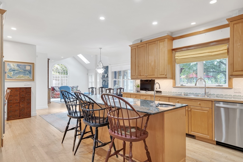 55-B Hancock St