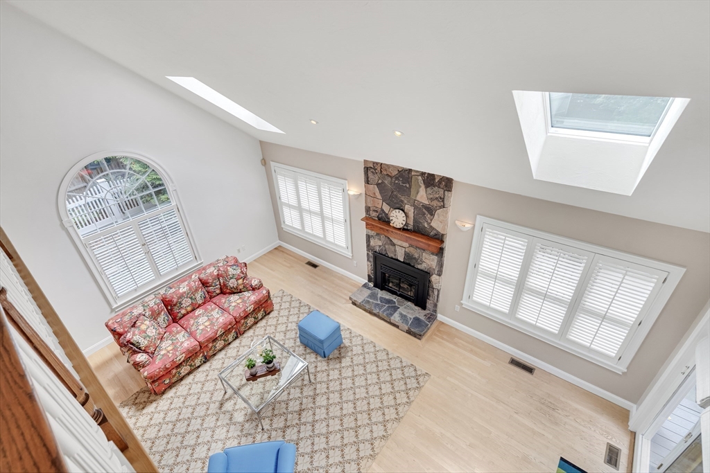 55-B Hancock St