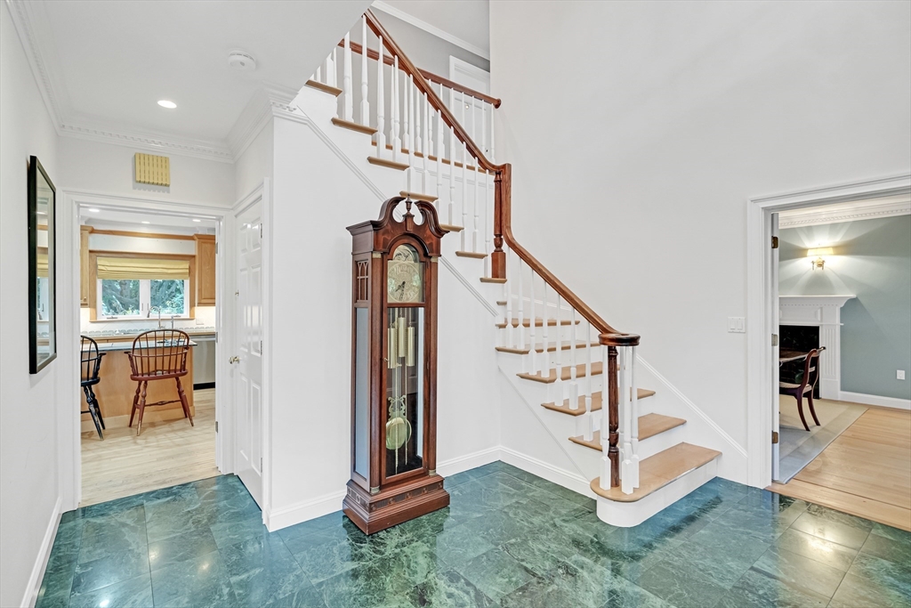 55-B Hancock St