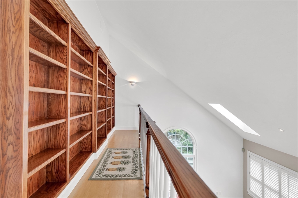 55-B Hancock St