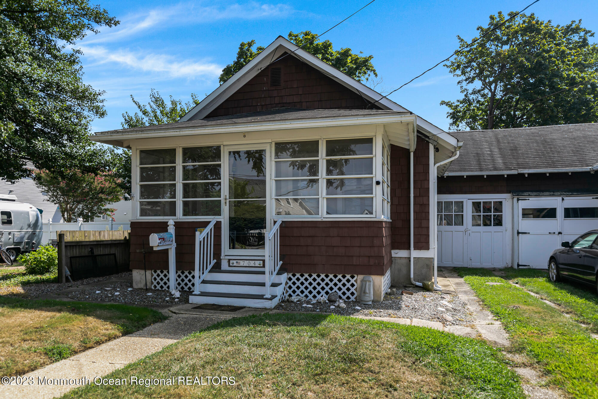 704 New Jersey Avenue