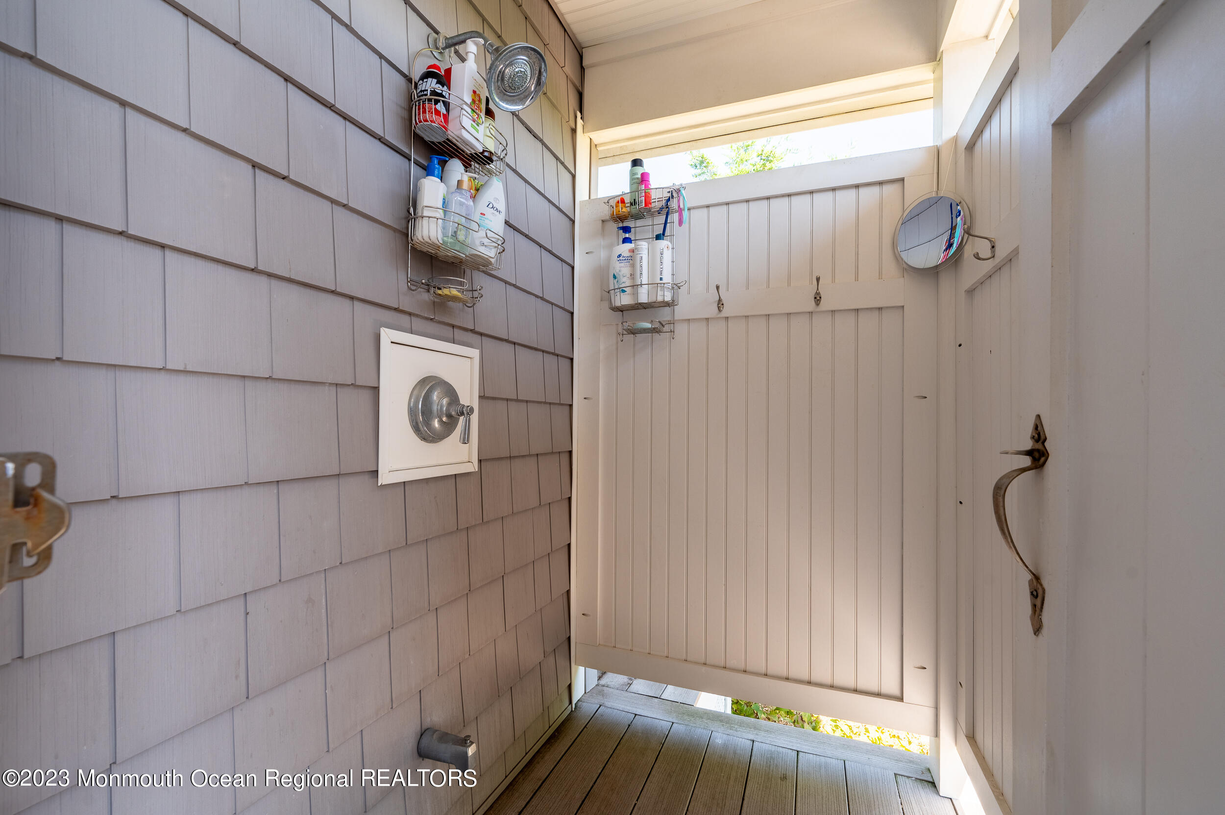 1021 Barnegat Lane