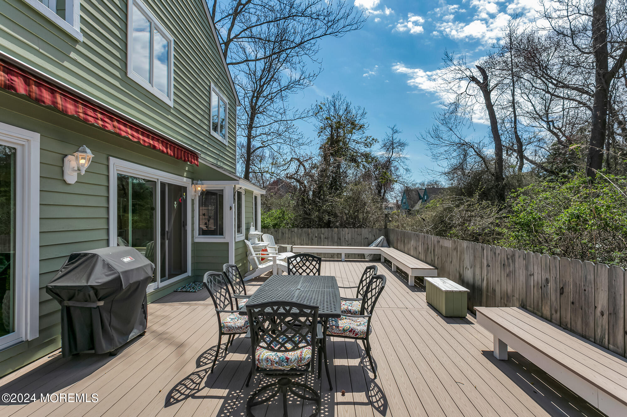 384 Western Avenue