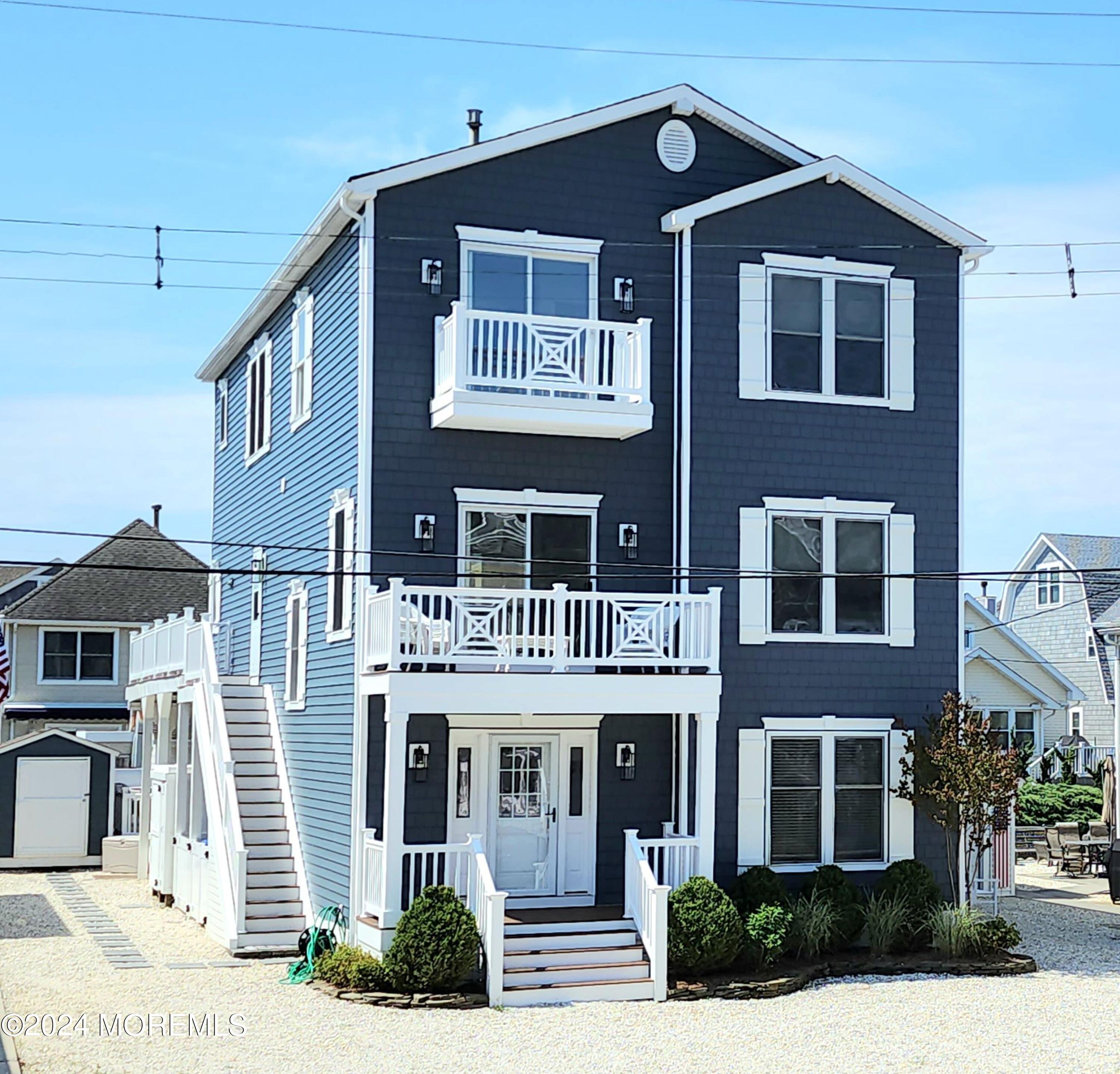 29 4th Avenue