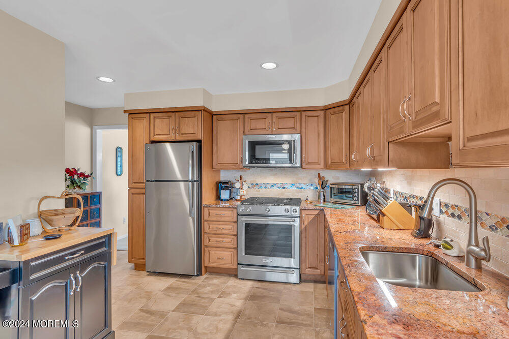 89 Bay Point Harbour