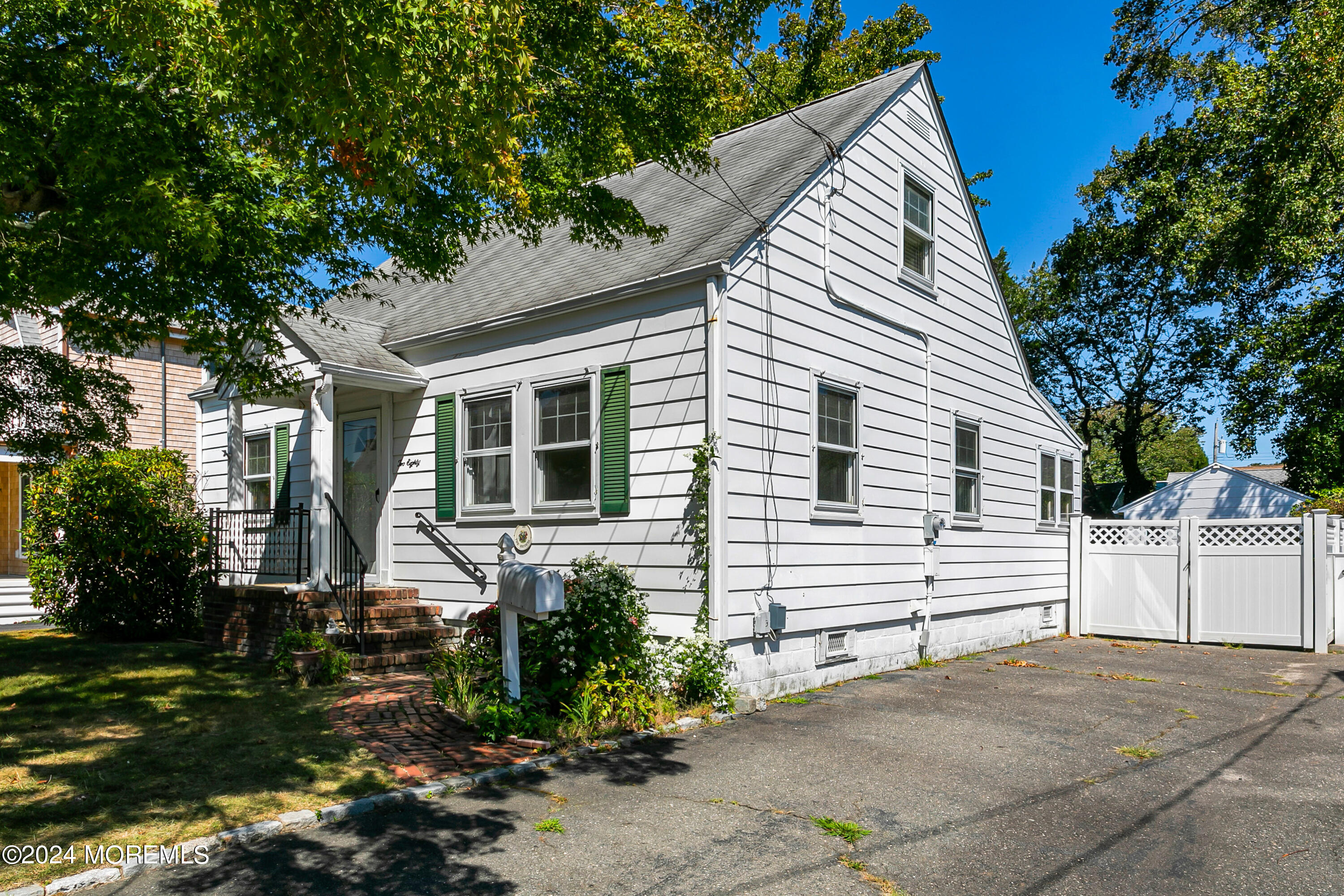 280 Osborne Avenue