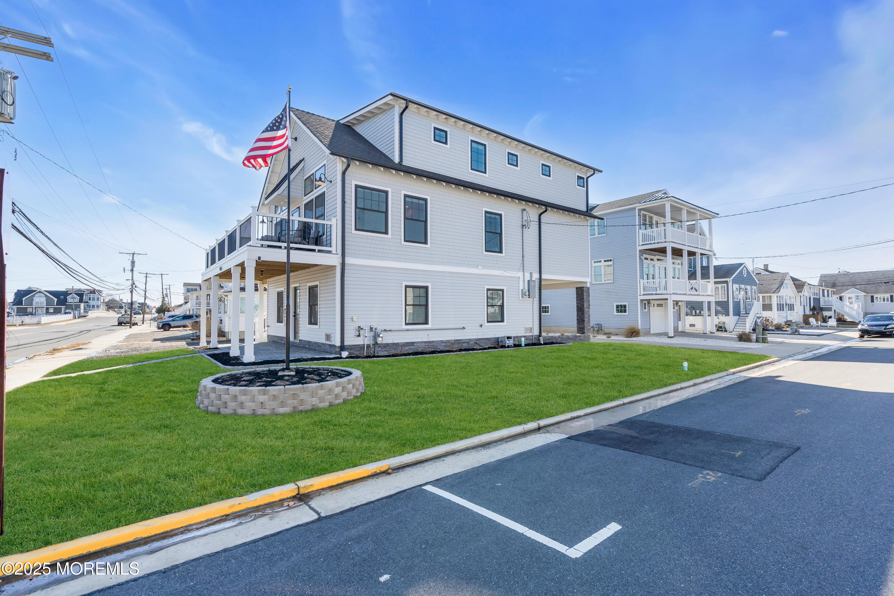 455 E Main Street