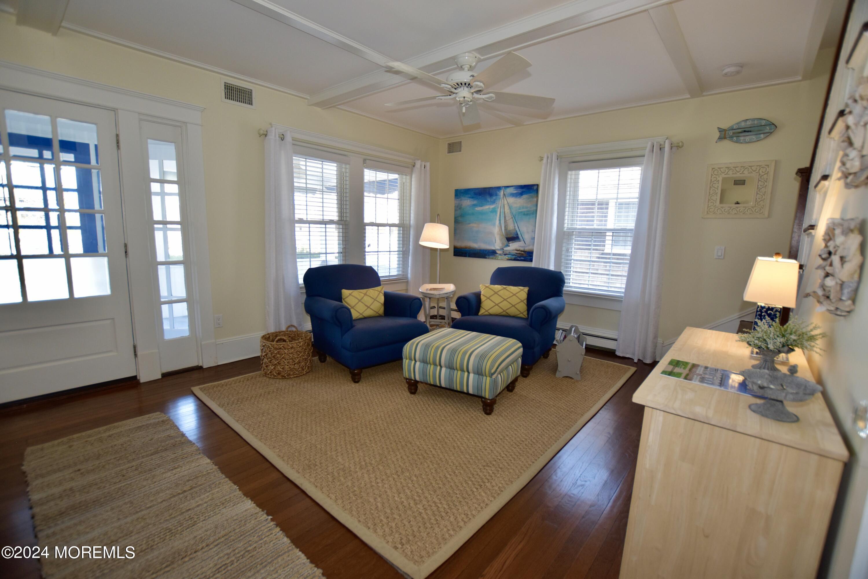 655 Main Avenue