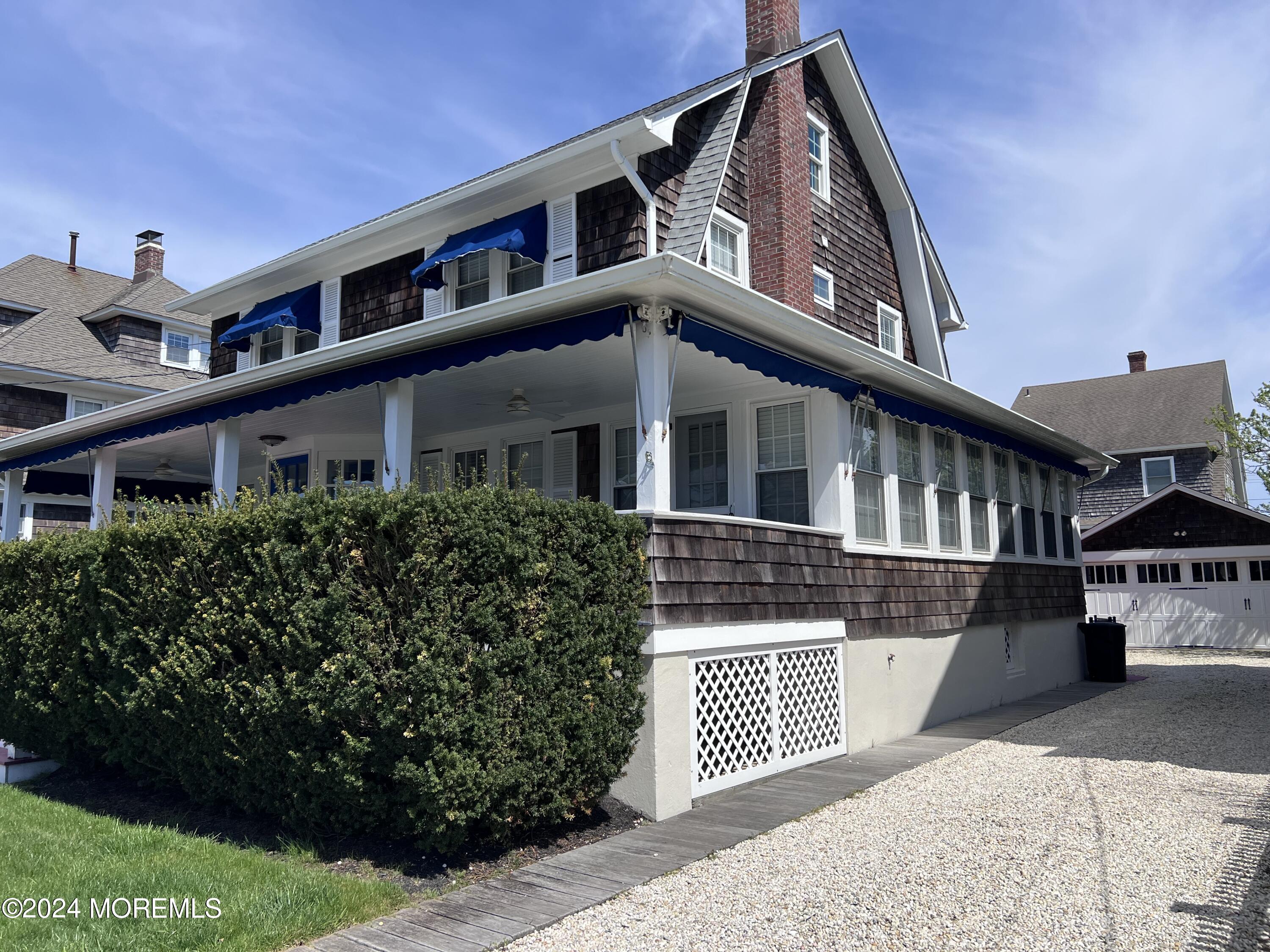 655 Main Avenue