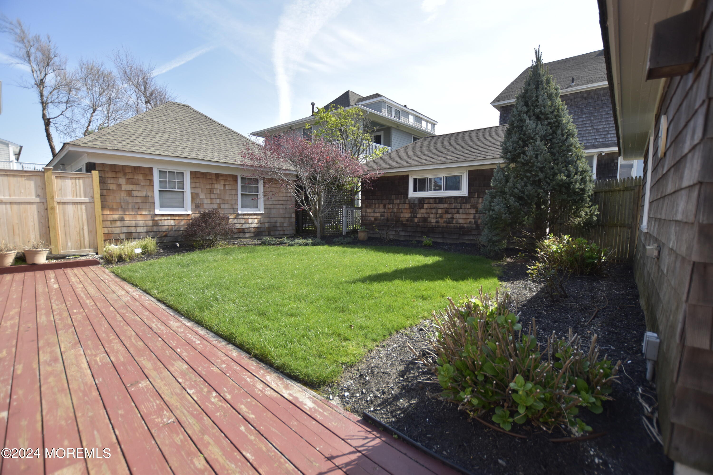 655 Main Avenue
