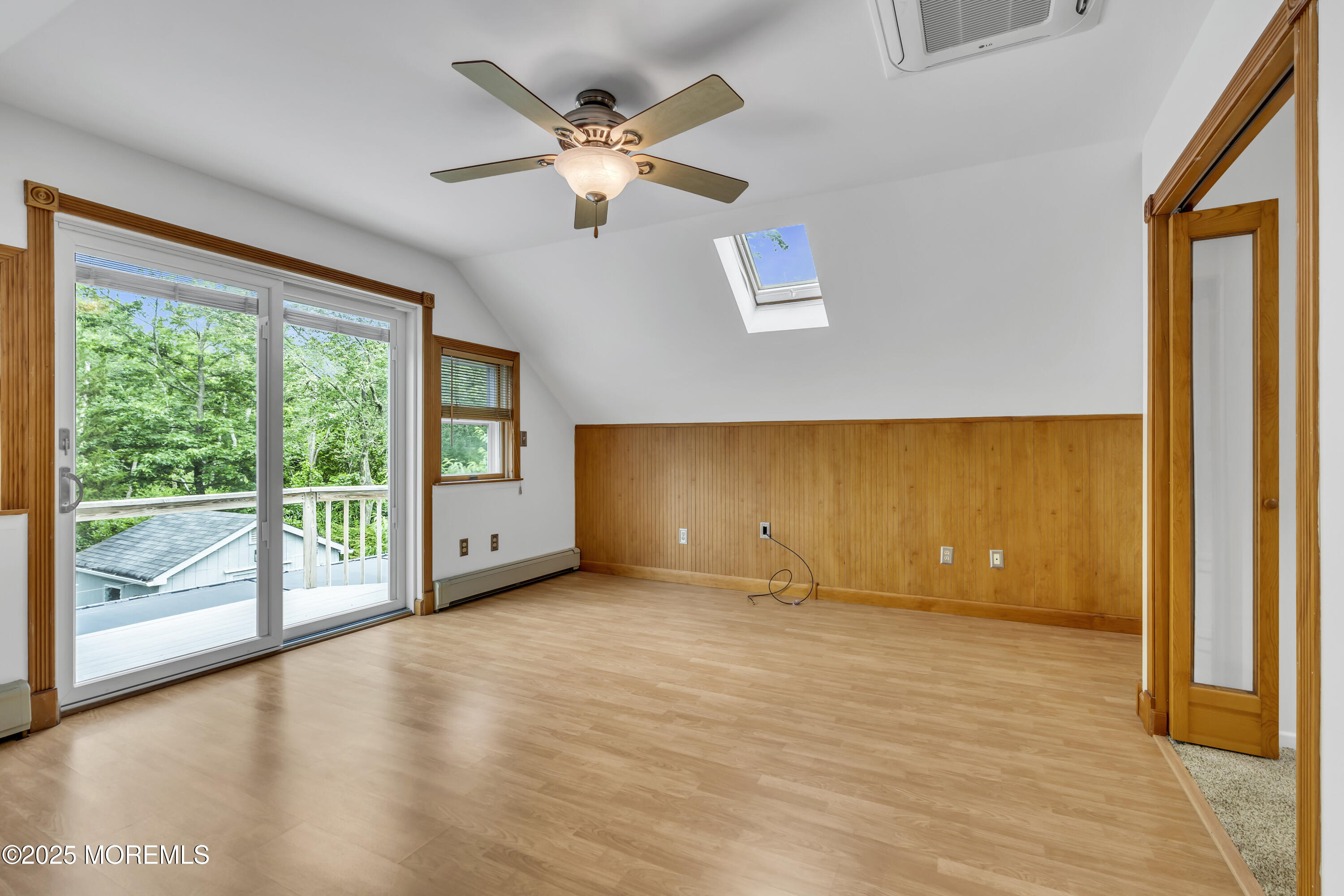 211 Meadow Boulevard