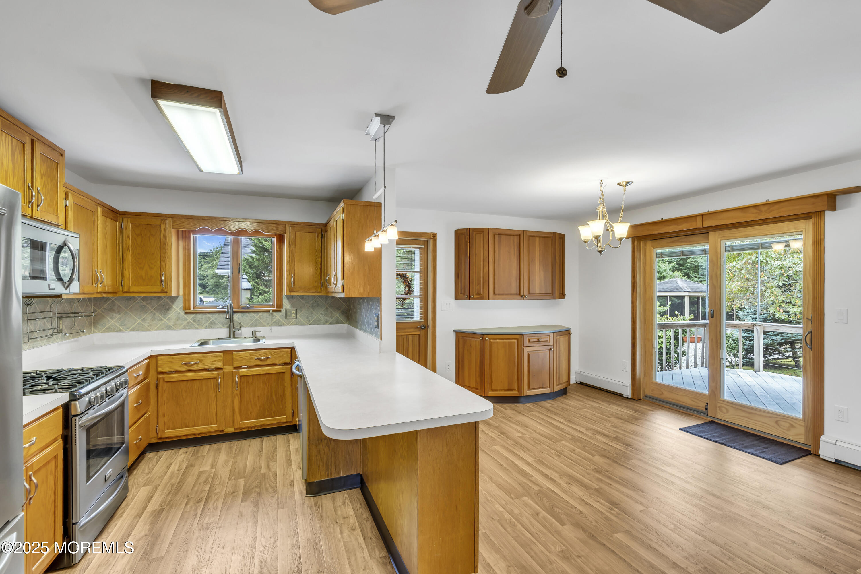 211 Meadow Boulevard