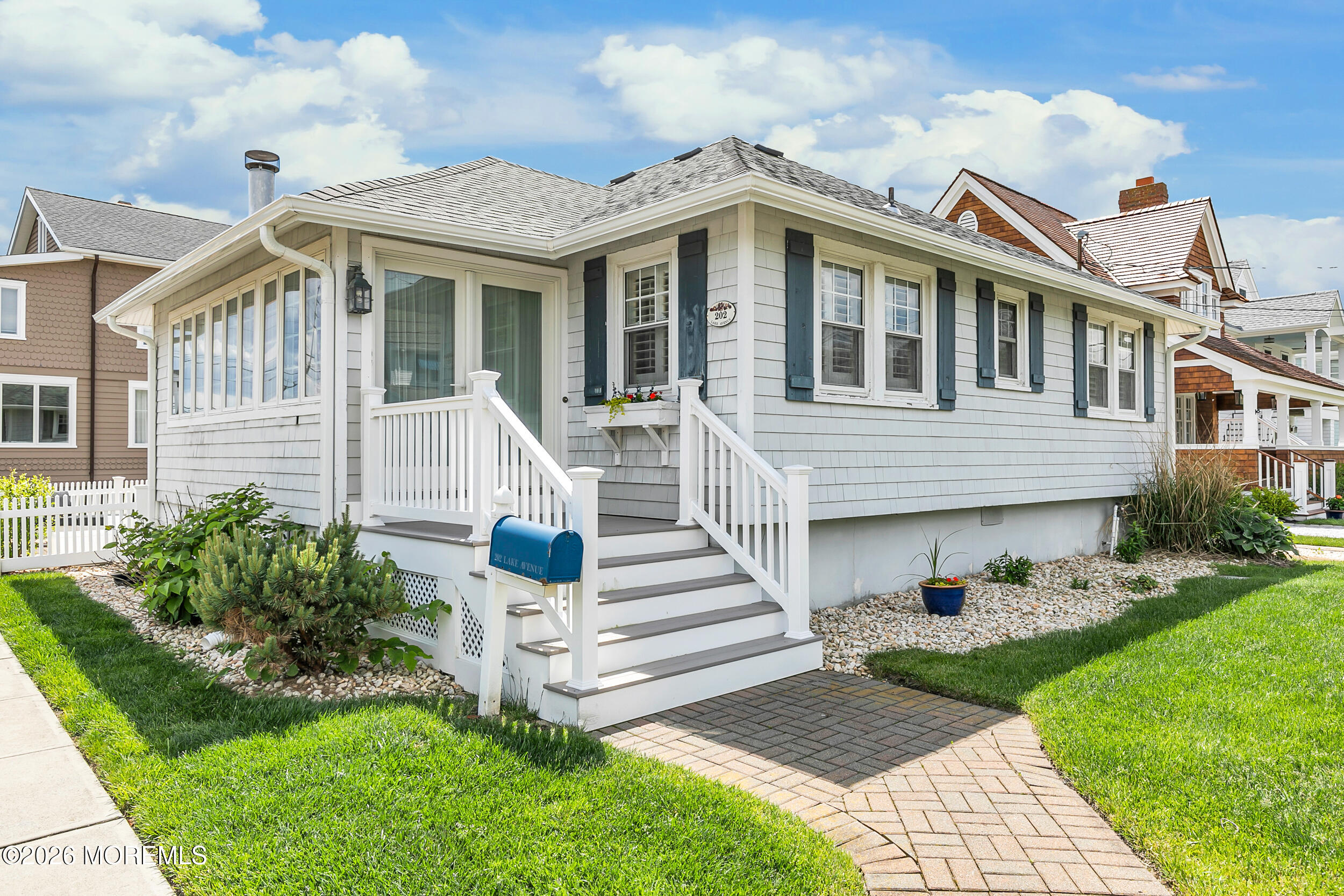 202 Lake Avenue