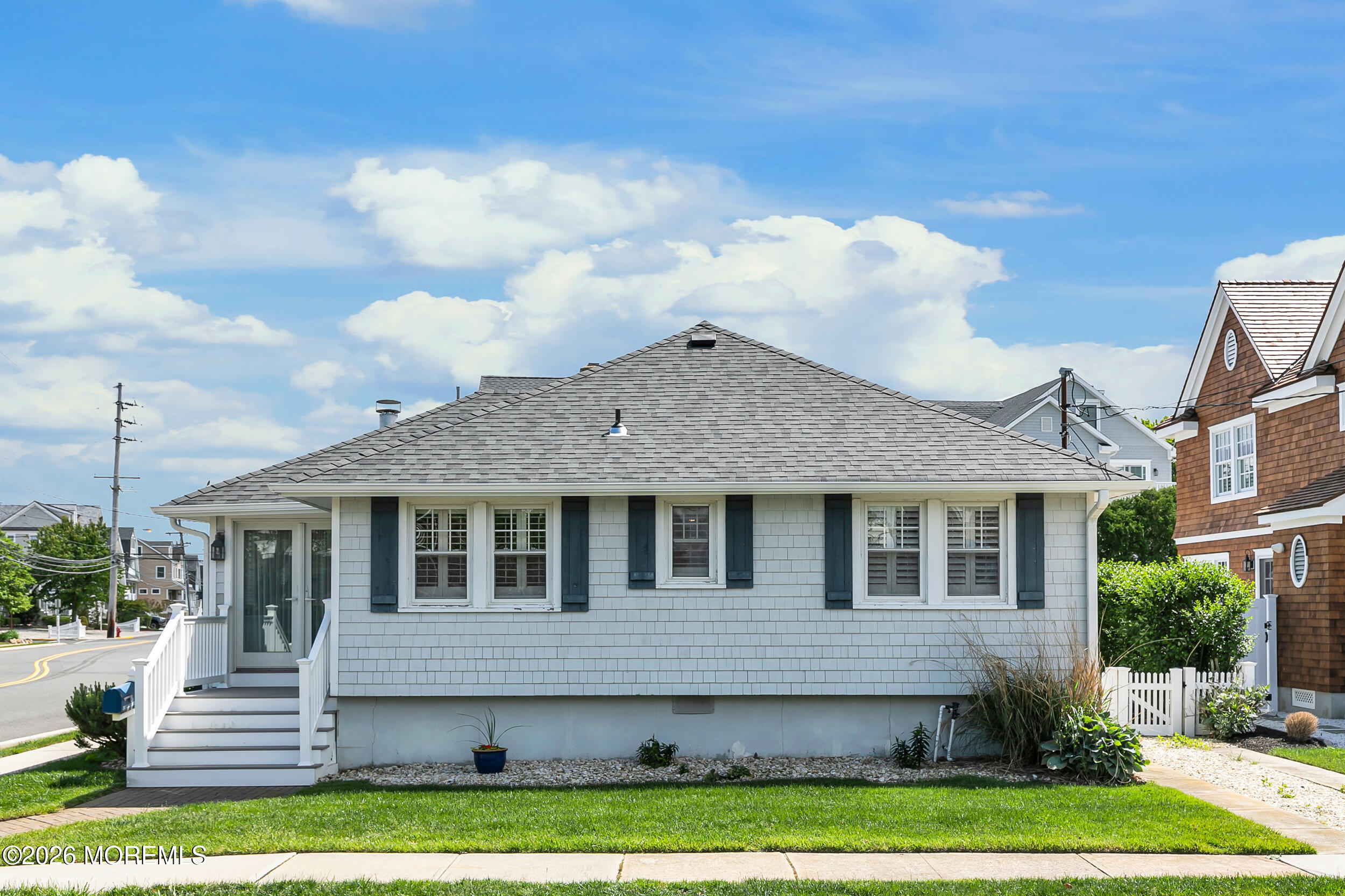 202 Lake Avenue