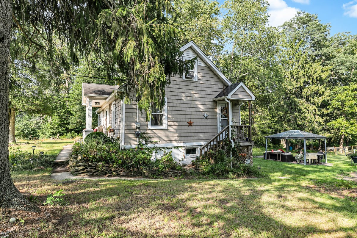 193 Colts Neck Road