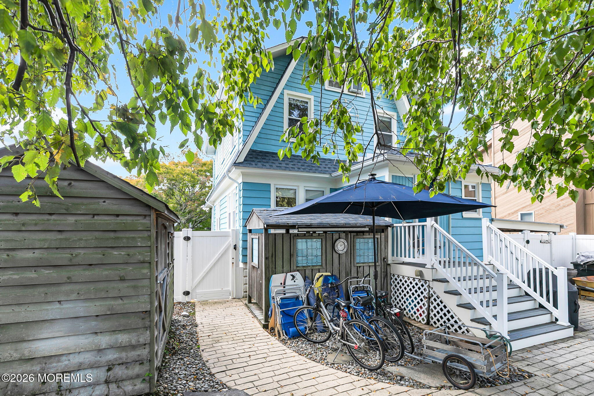 208 Bridge Avenue