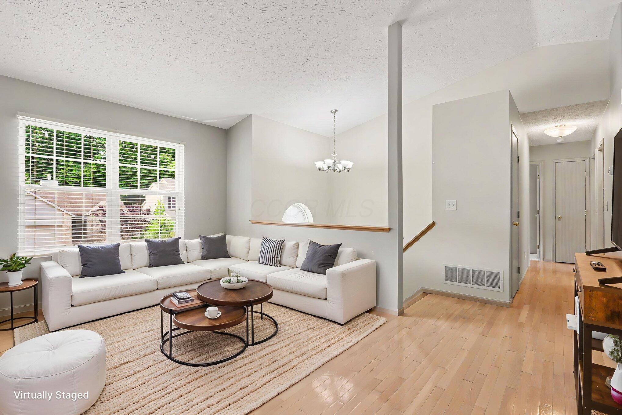 7872 Fairfax Loop Drive
