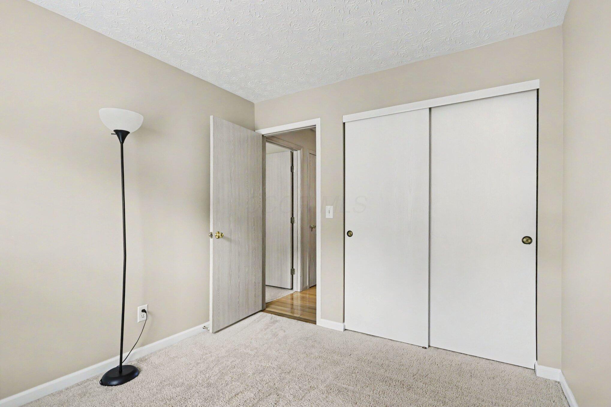 7872 Fairfax Loop Drive