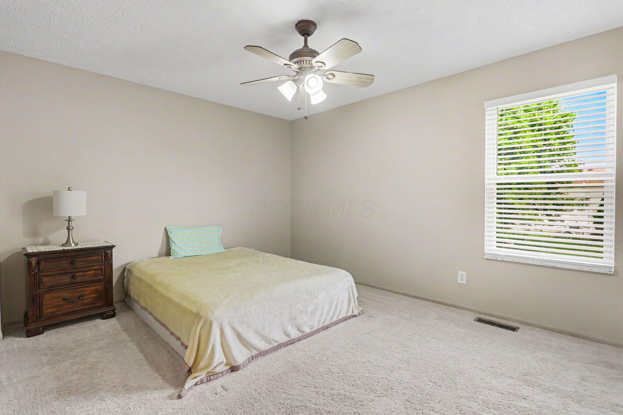 7872 Fairfax Loop Drive