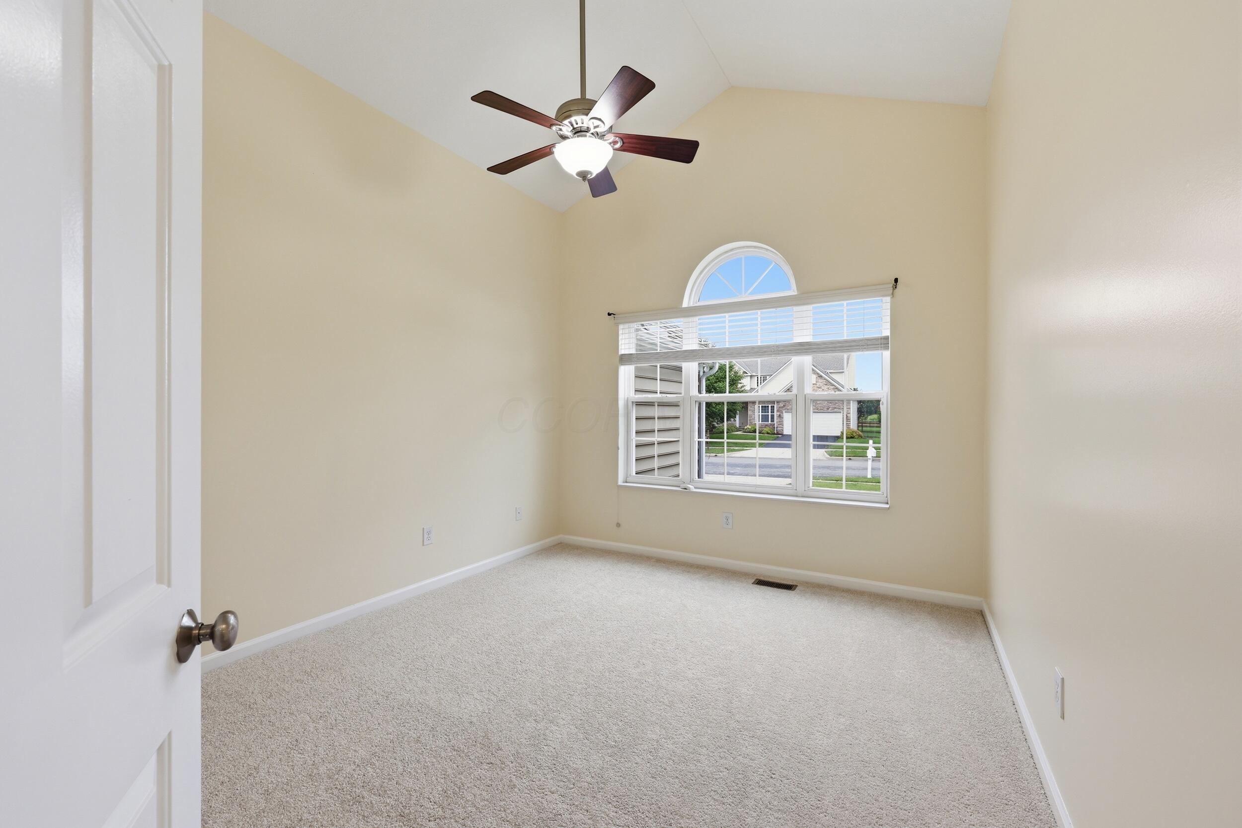 2830 Abbey Knoll Drive