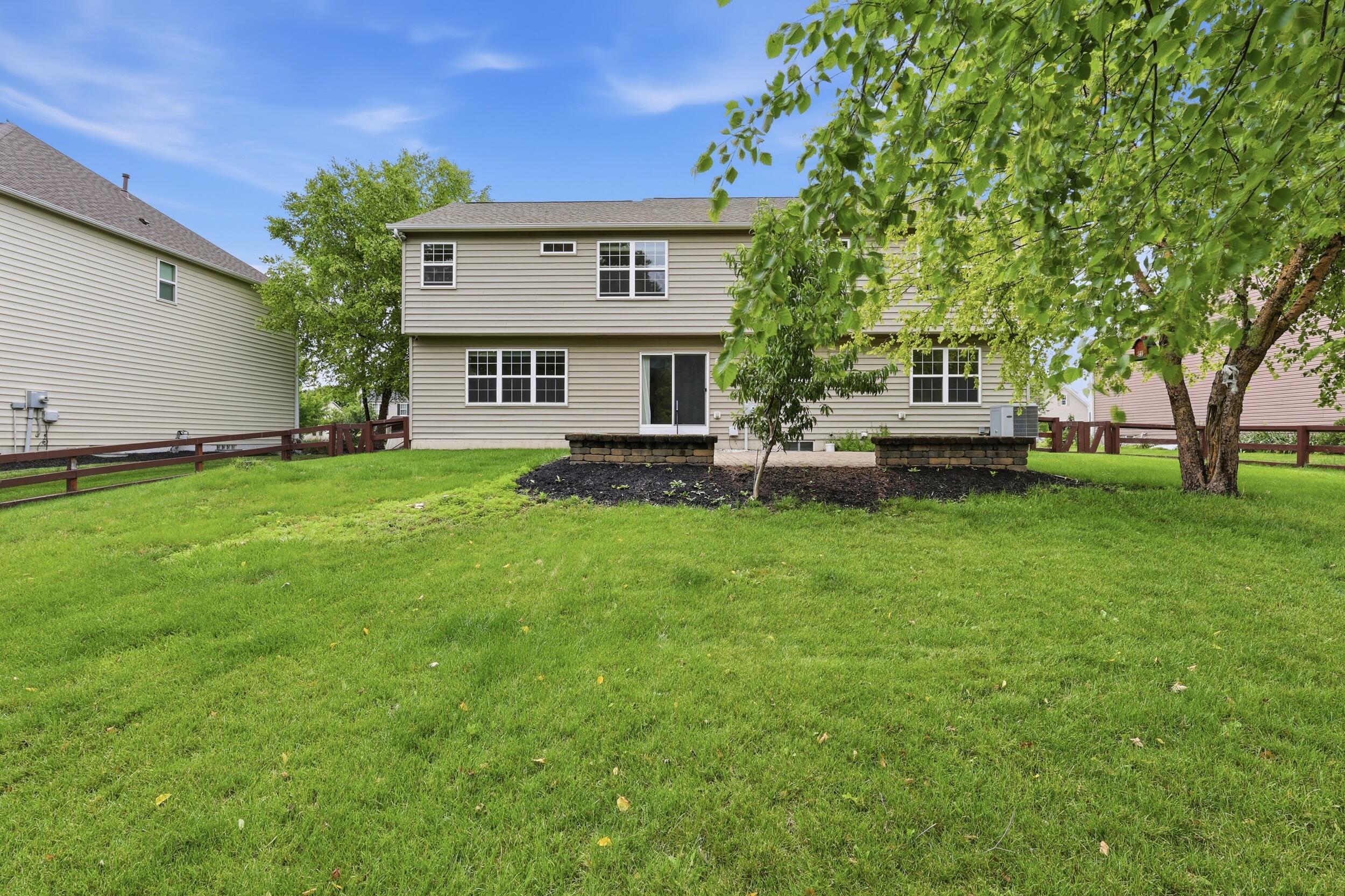 2830 Abbey Knoll Drive