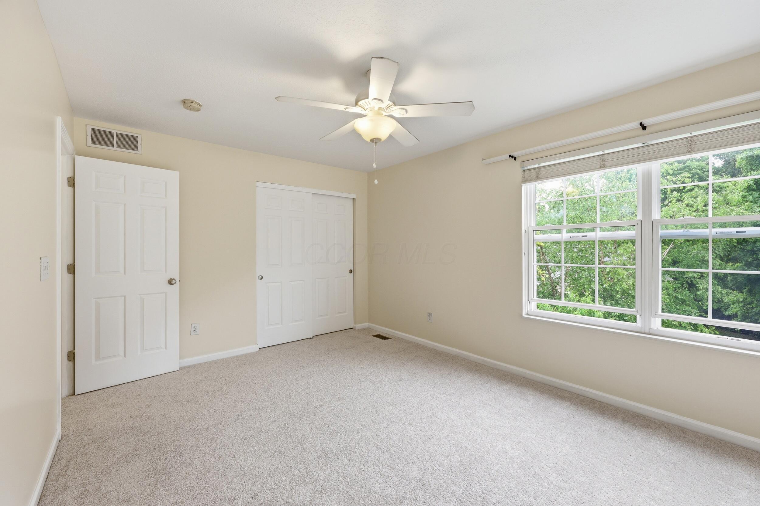 2830 Abbey Knoll Drive